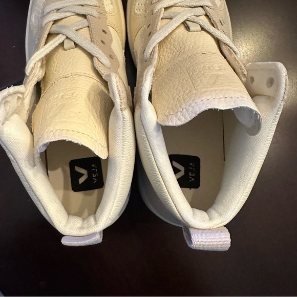NIB Veja V-15 Leather Sneakers Sz 7 EU 38 Cashew Pierre Multicolor Hightops - Picture 12 of 13